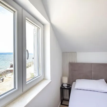 House Sea Stone * Dobropoljana